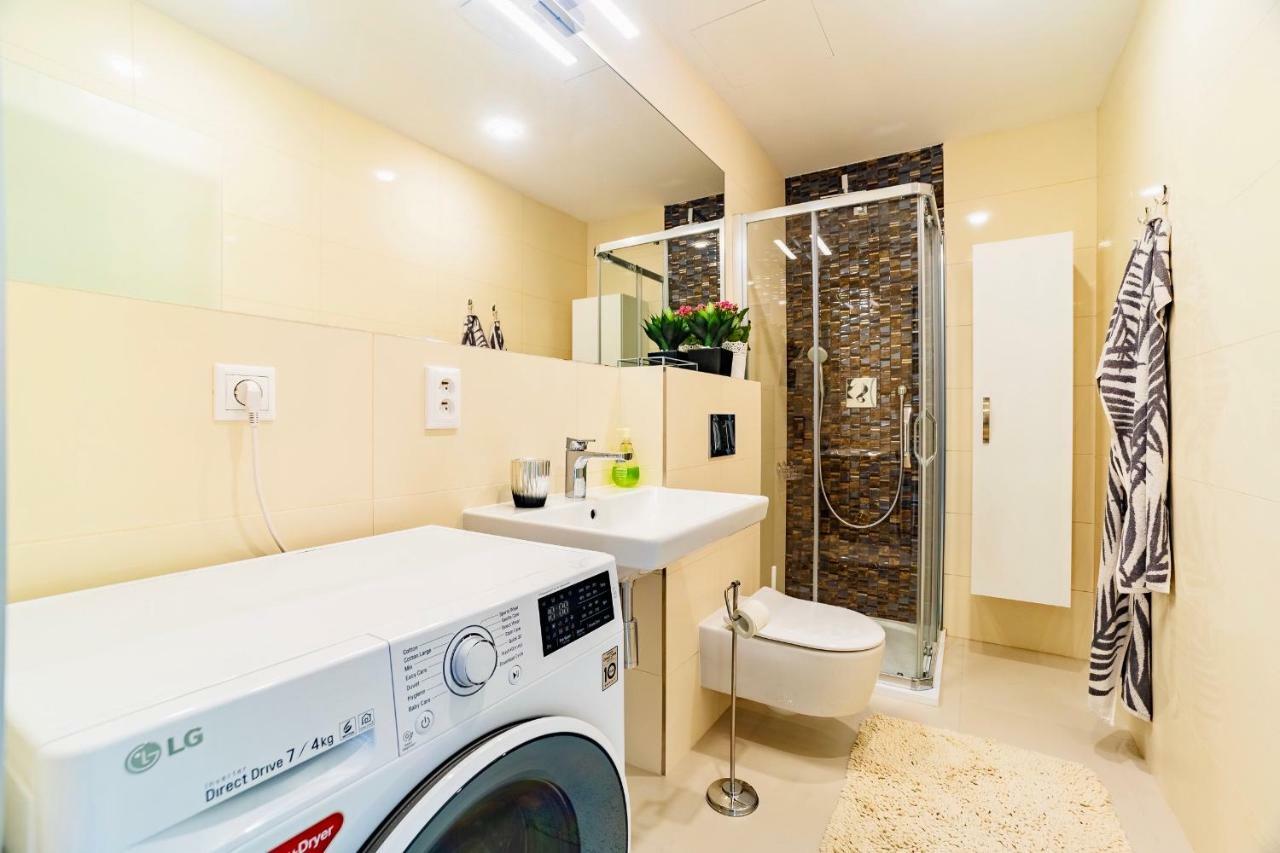 Ines Apartment Прага Екстер'єр фото