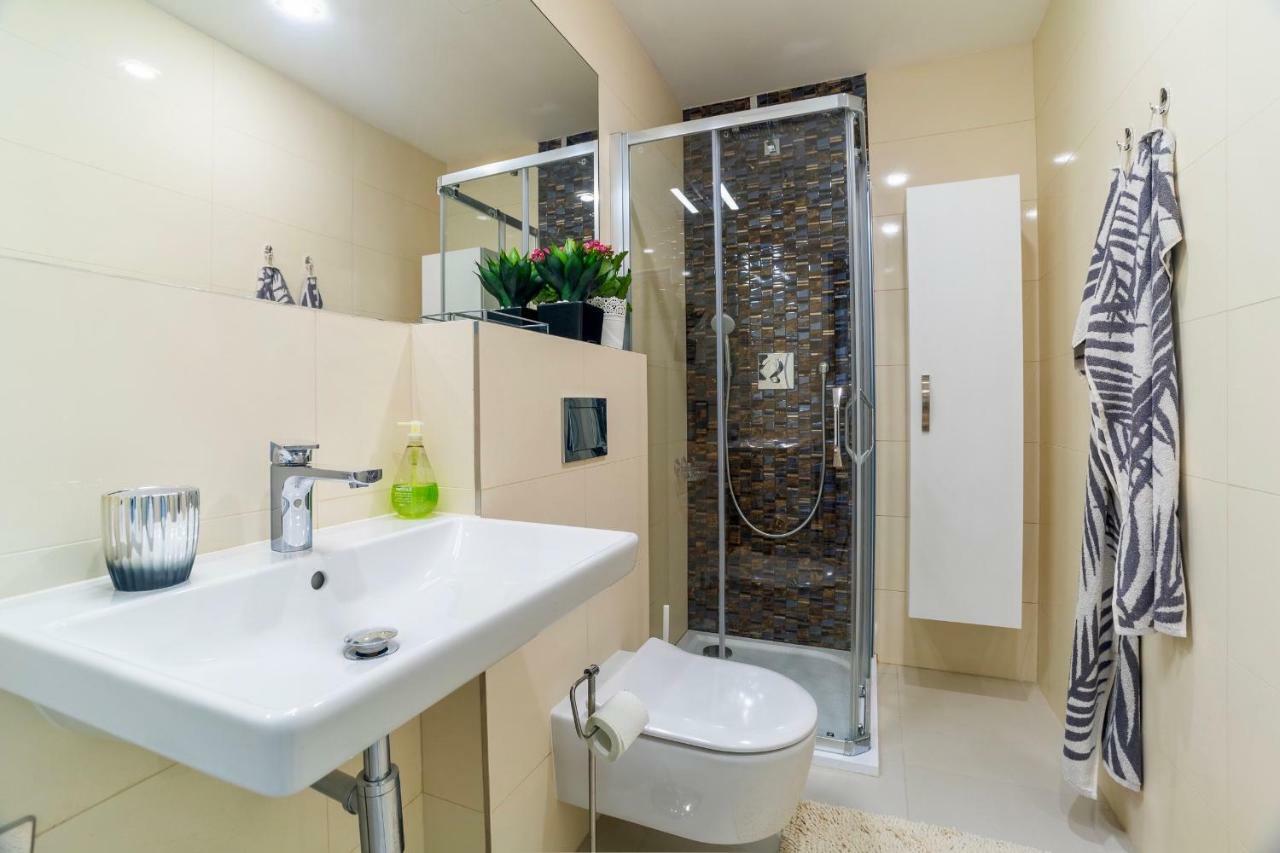 Ines Apartment Прага Екстер'єр фото