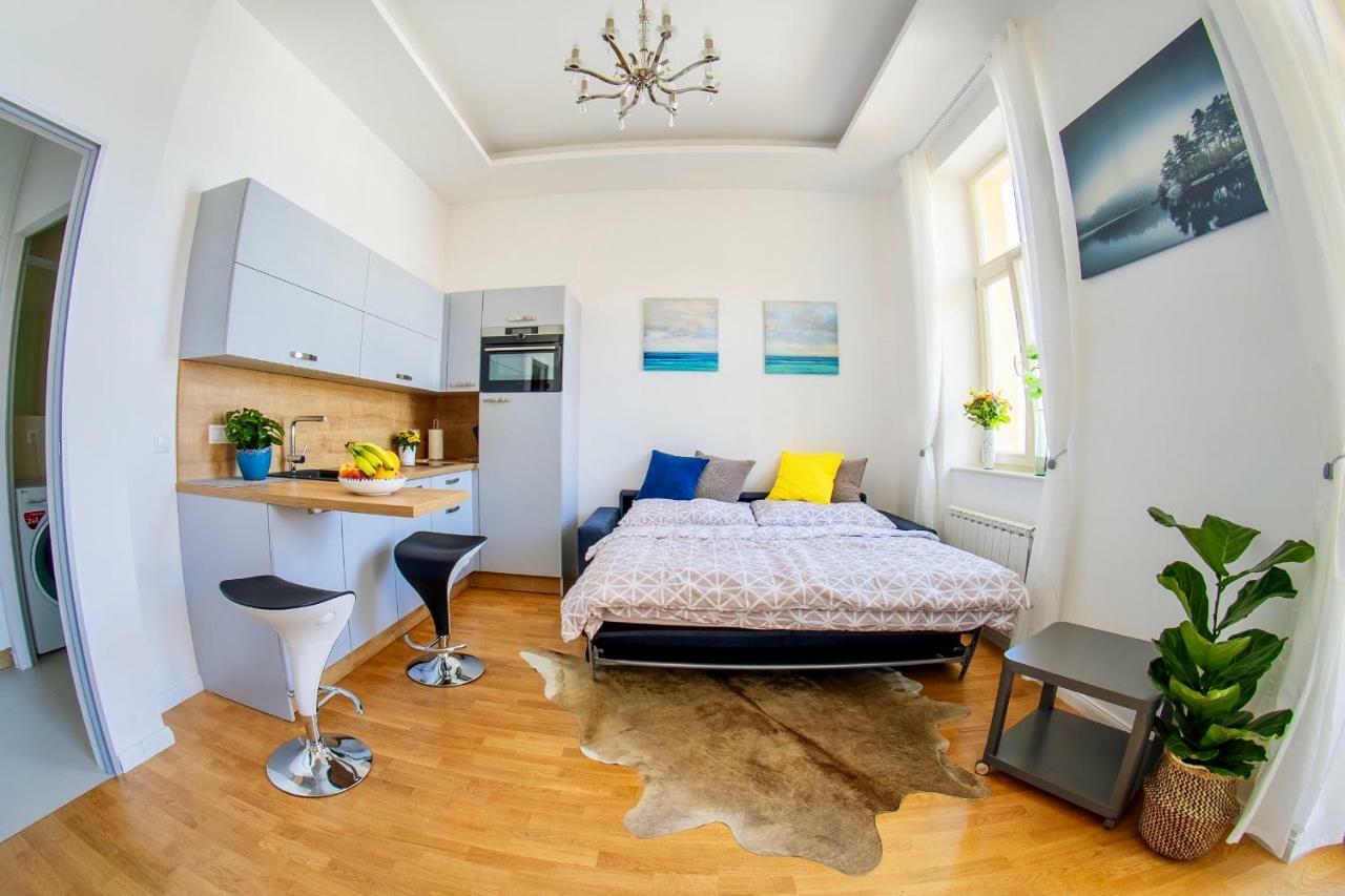 Ines Apartment Прага Екстер'єр фото