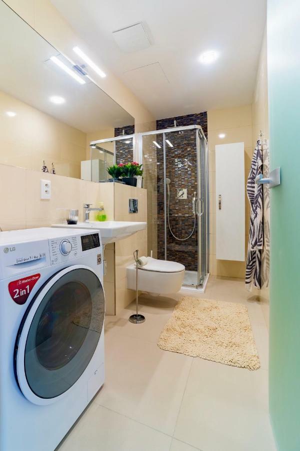 Ines Apartment Прага Екстер'єр фото